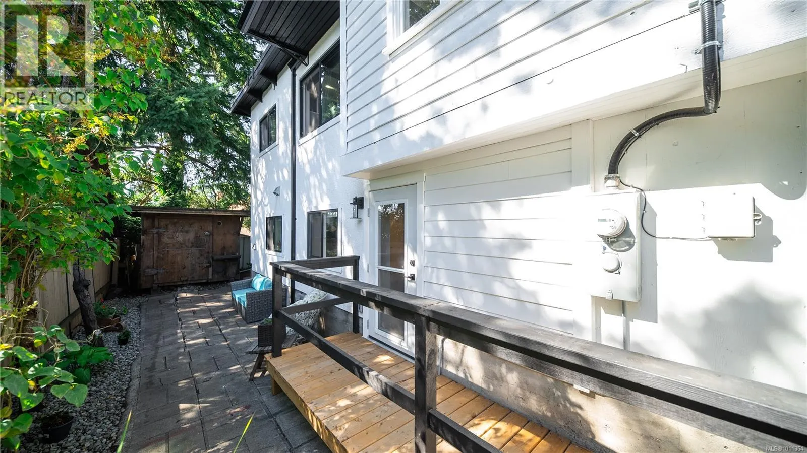 2838 Parkview Dr