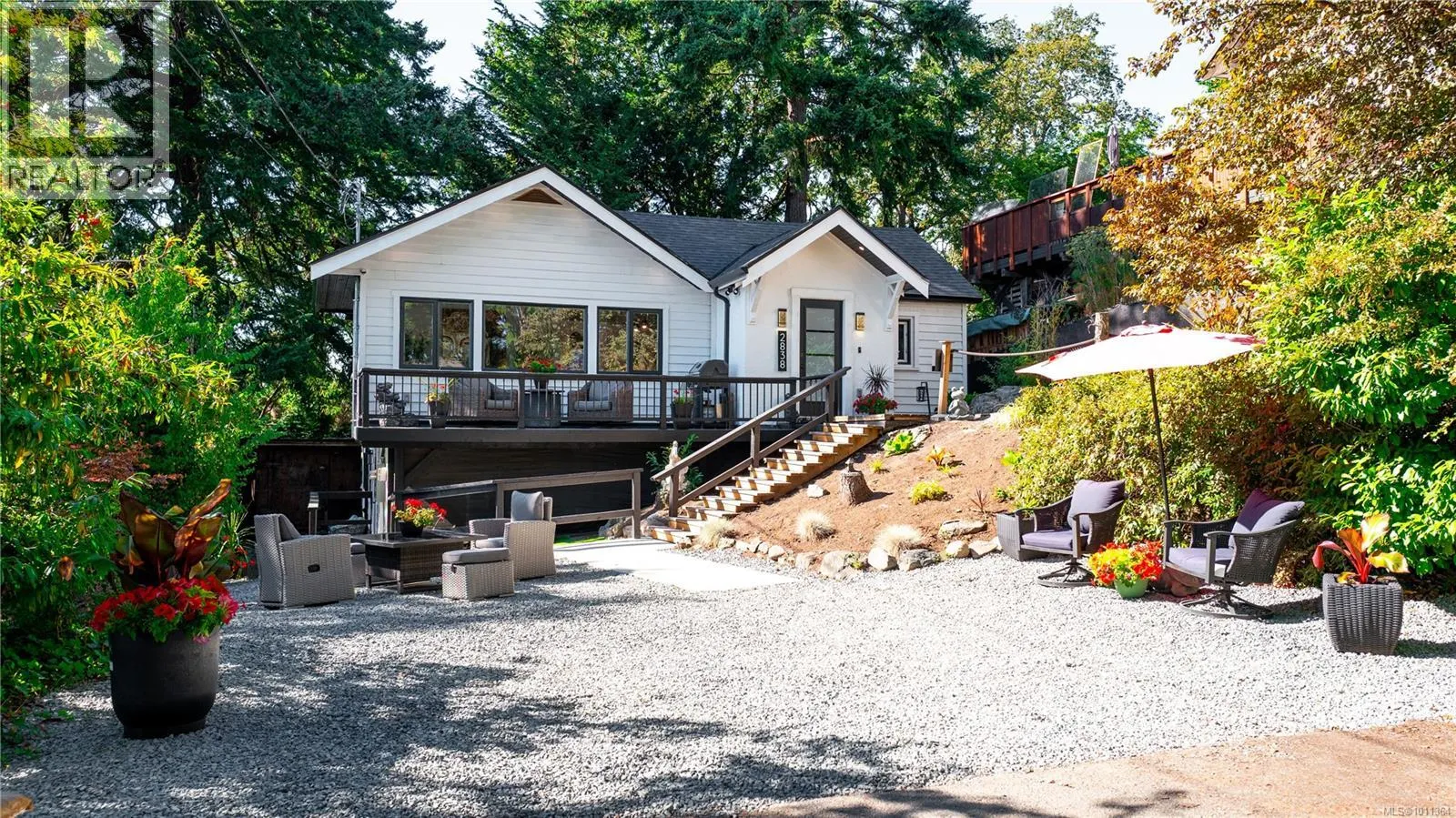 2838 Parkview Dr