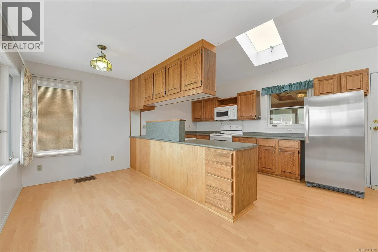 2723 Hibbens Close