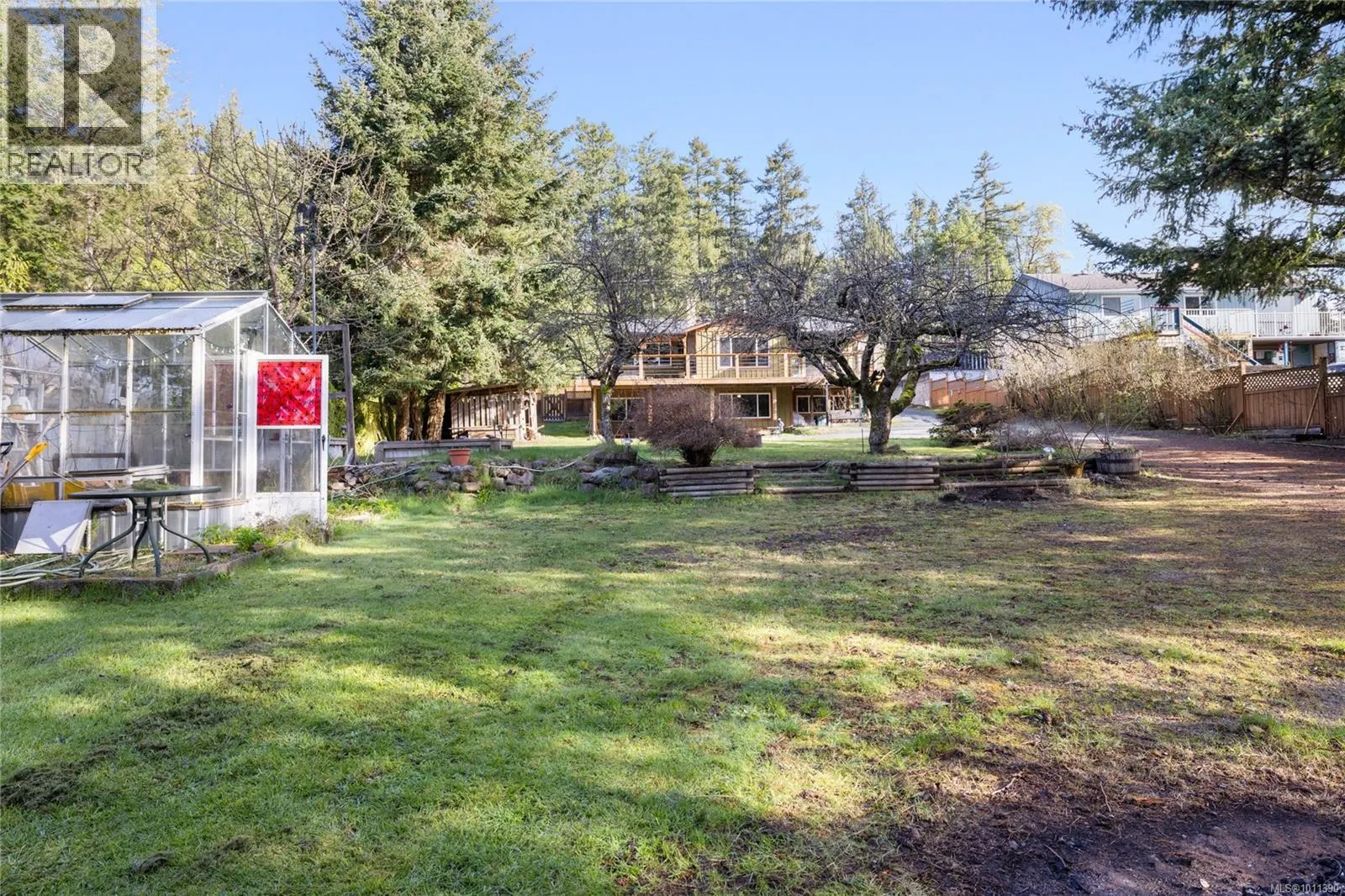 2450 Nanoose Rd