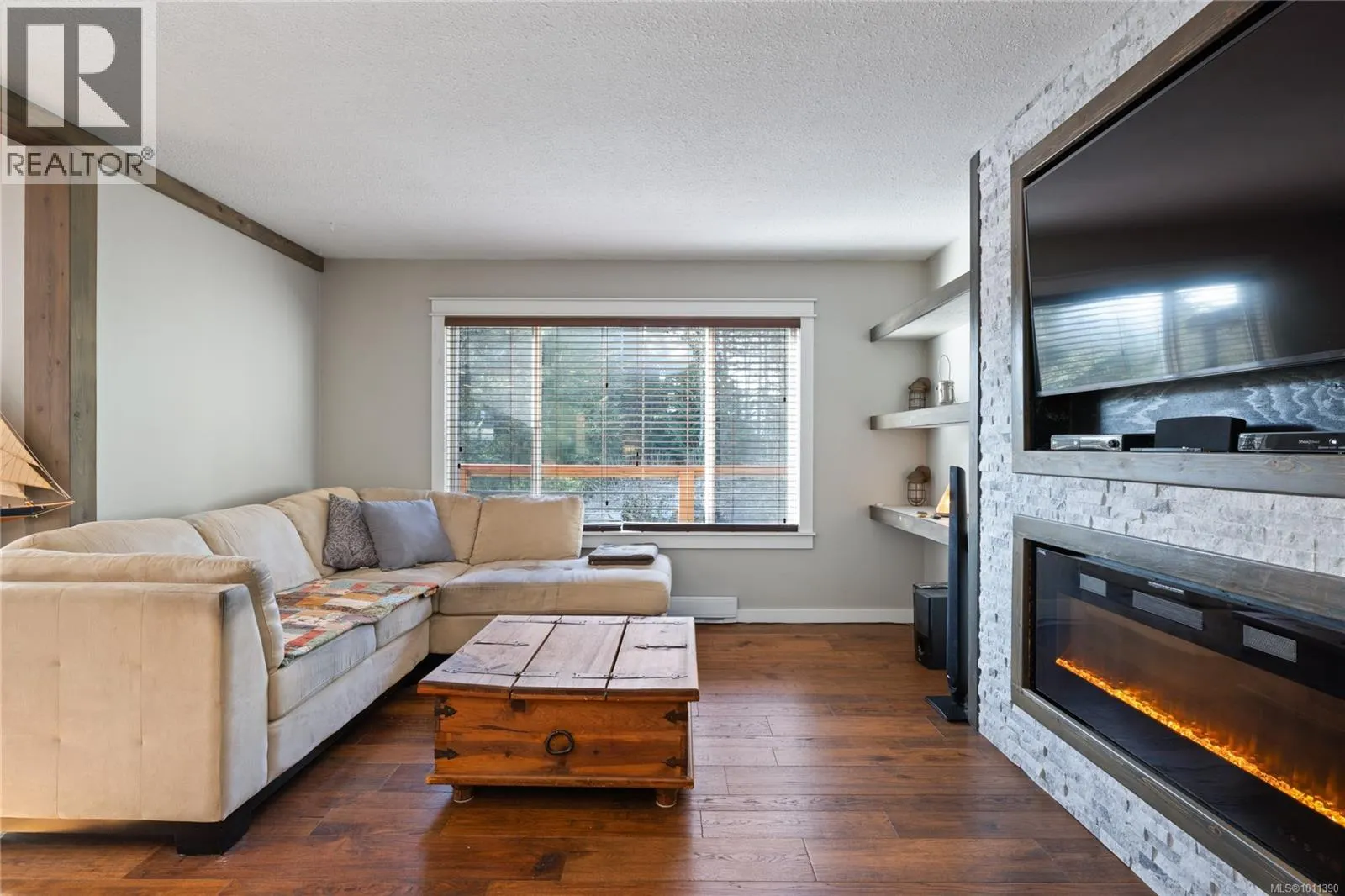 2450 Nanoose Rd