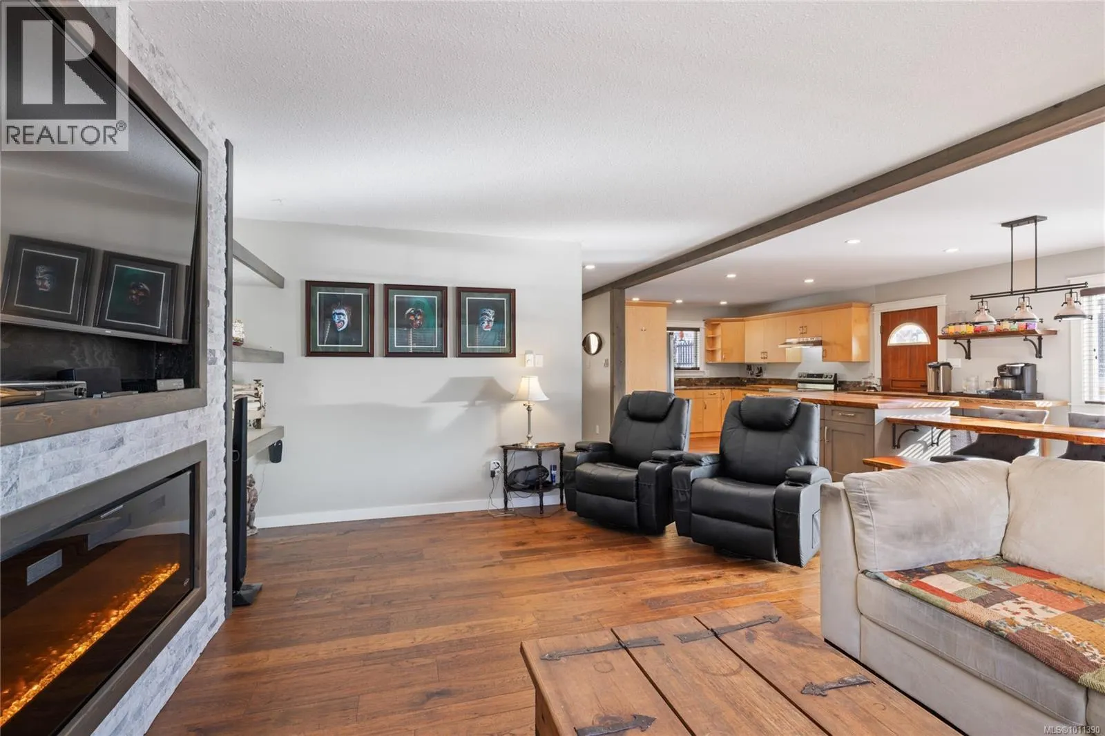 2450 Nanoose Rd