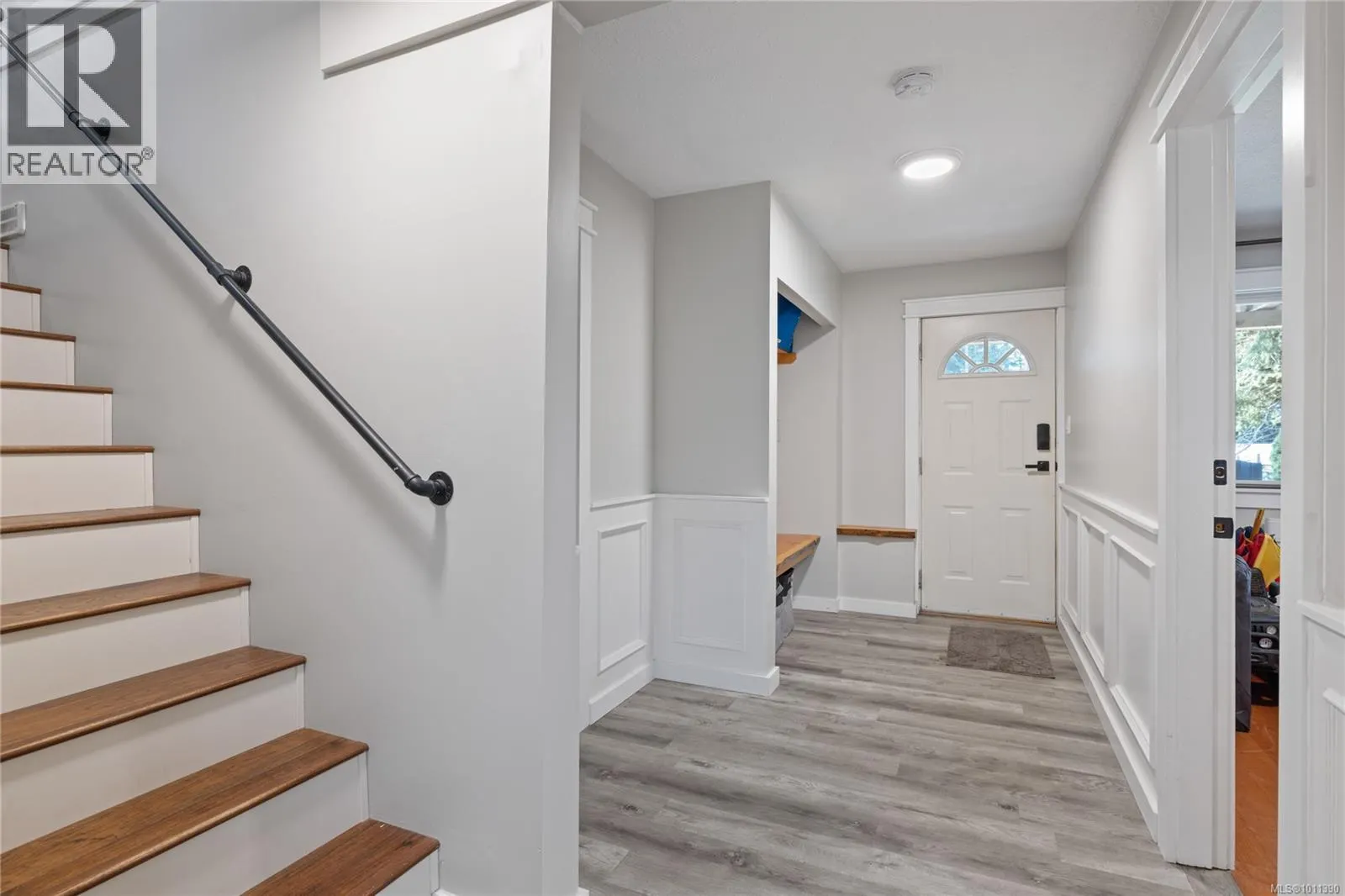 2450 Nanoose Rd