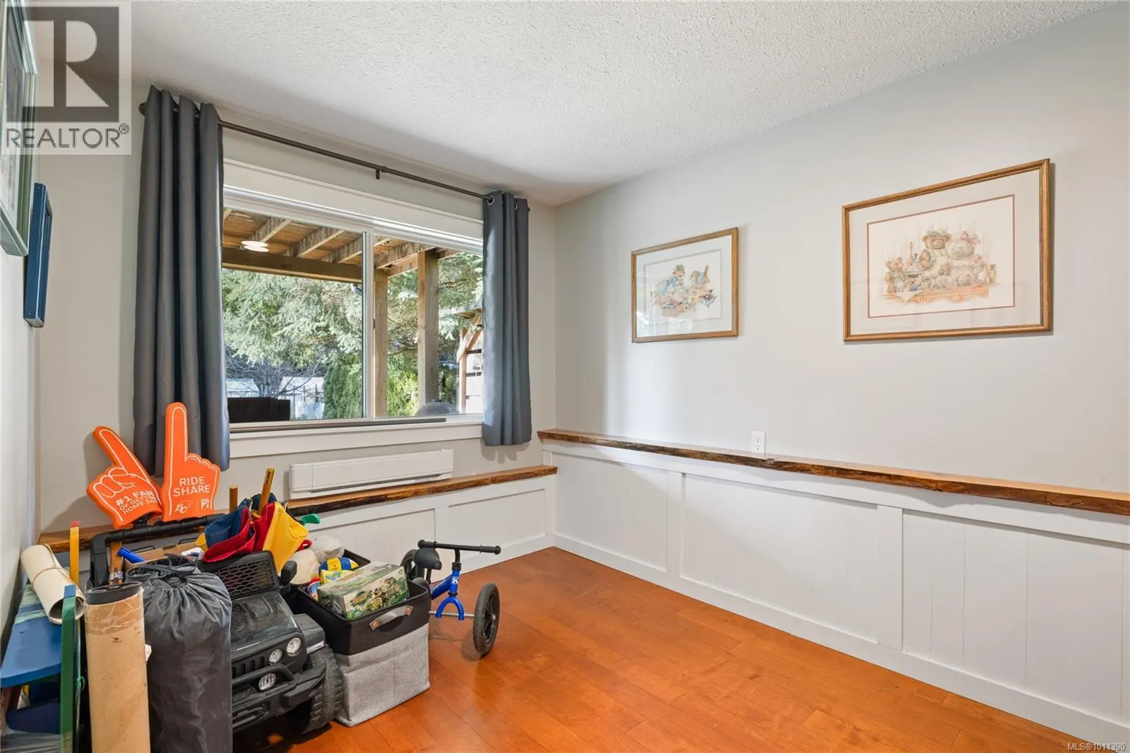 2450 Nanoose Rd
