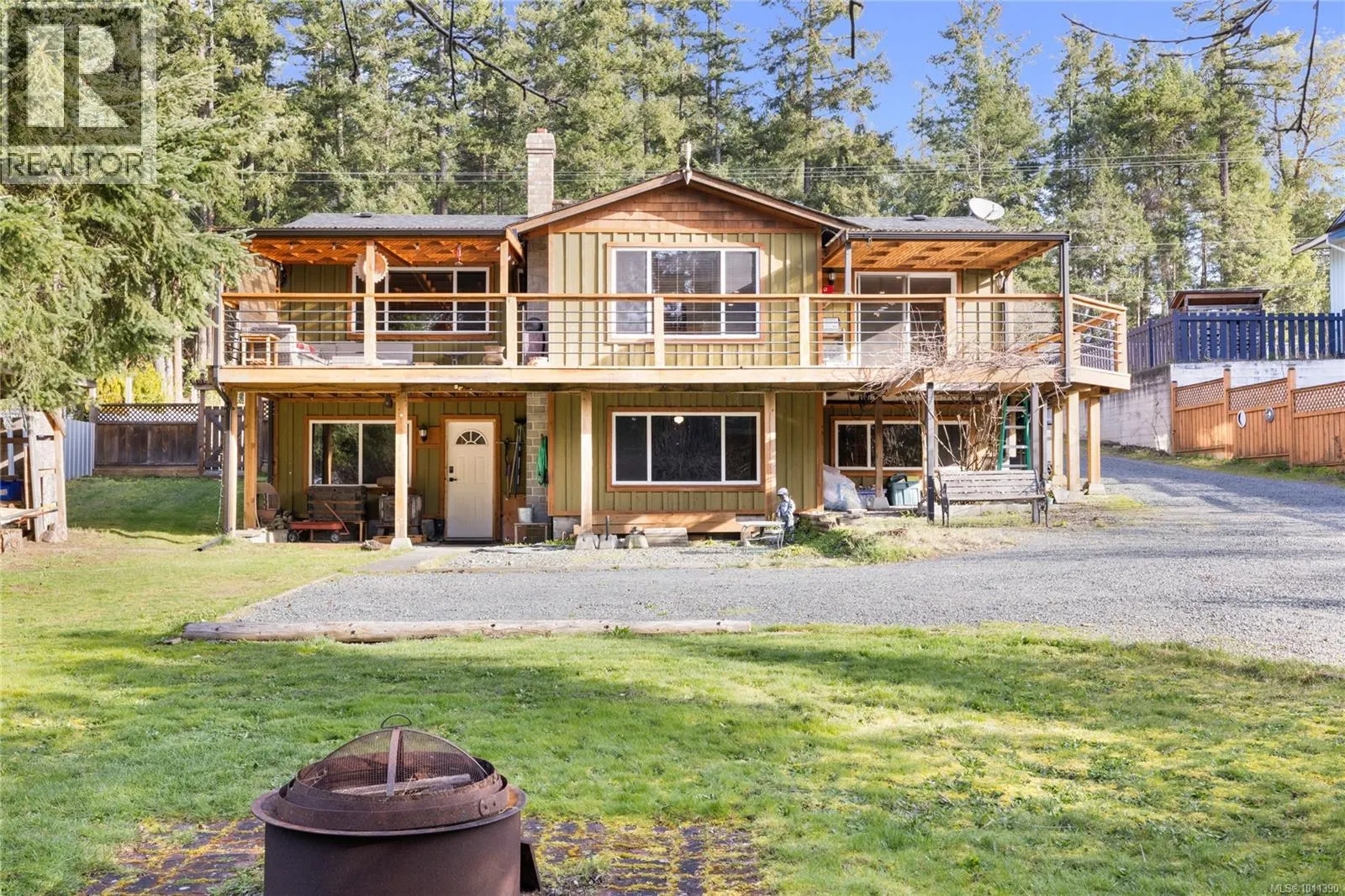 2450 Nanoose Rd