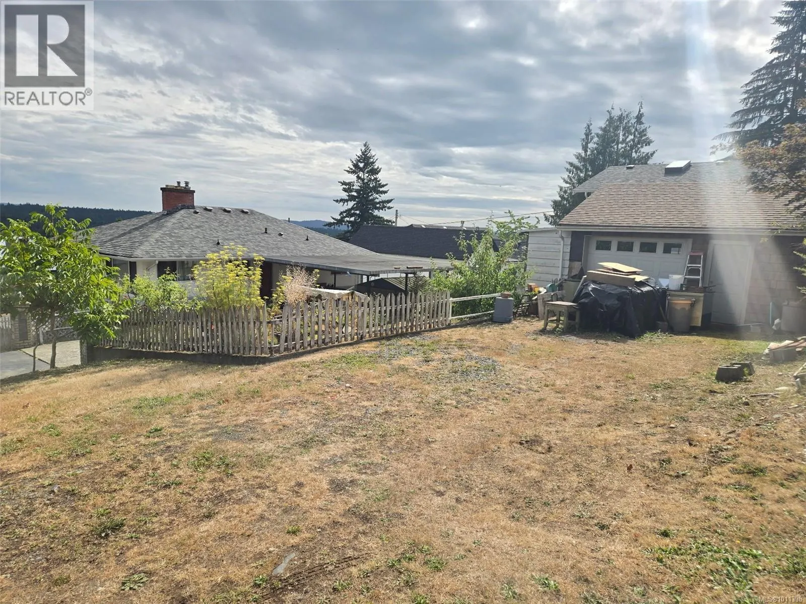 240 2nd Ave