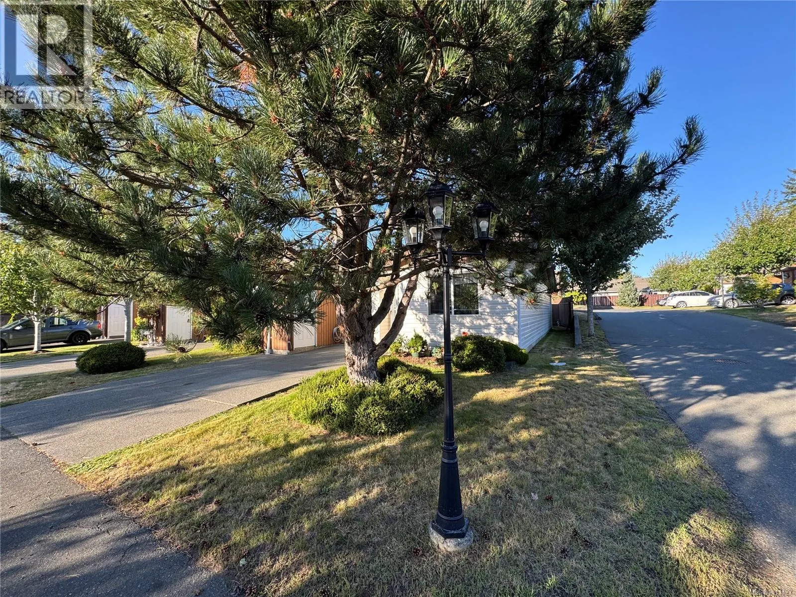23 2197 Murrelet Dr