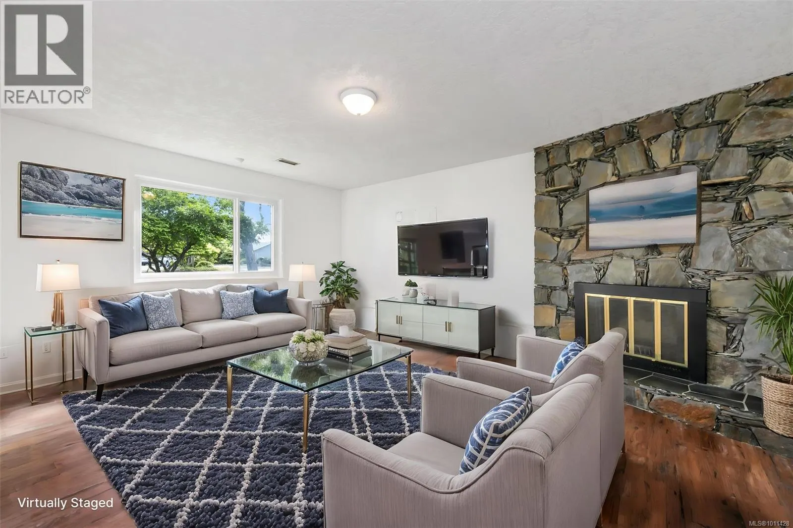 1616 Sarita Pl