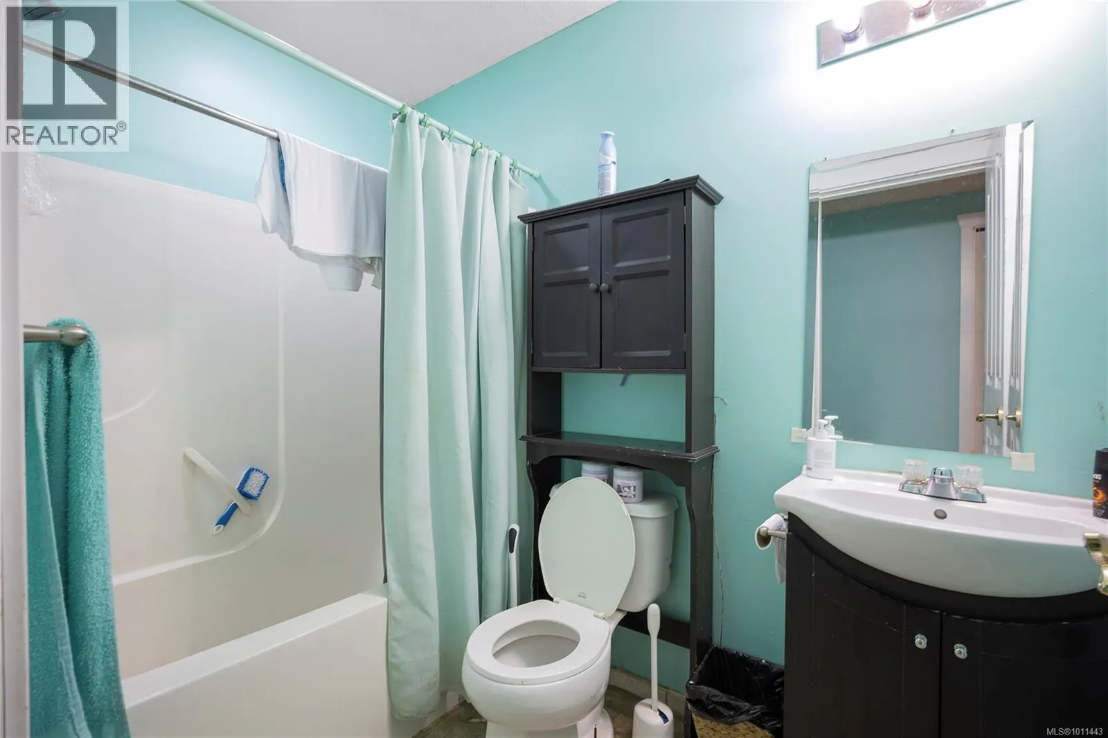 4740 Fairbrook Cres