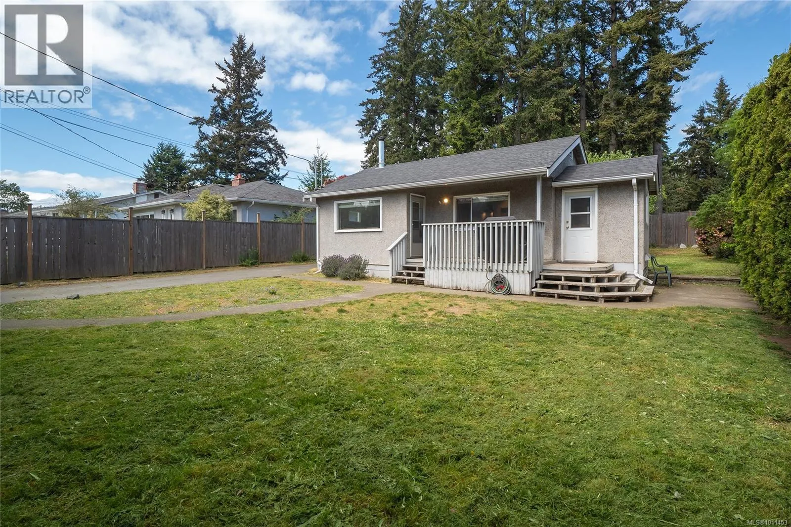 2628 Sooke Rd