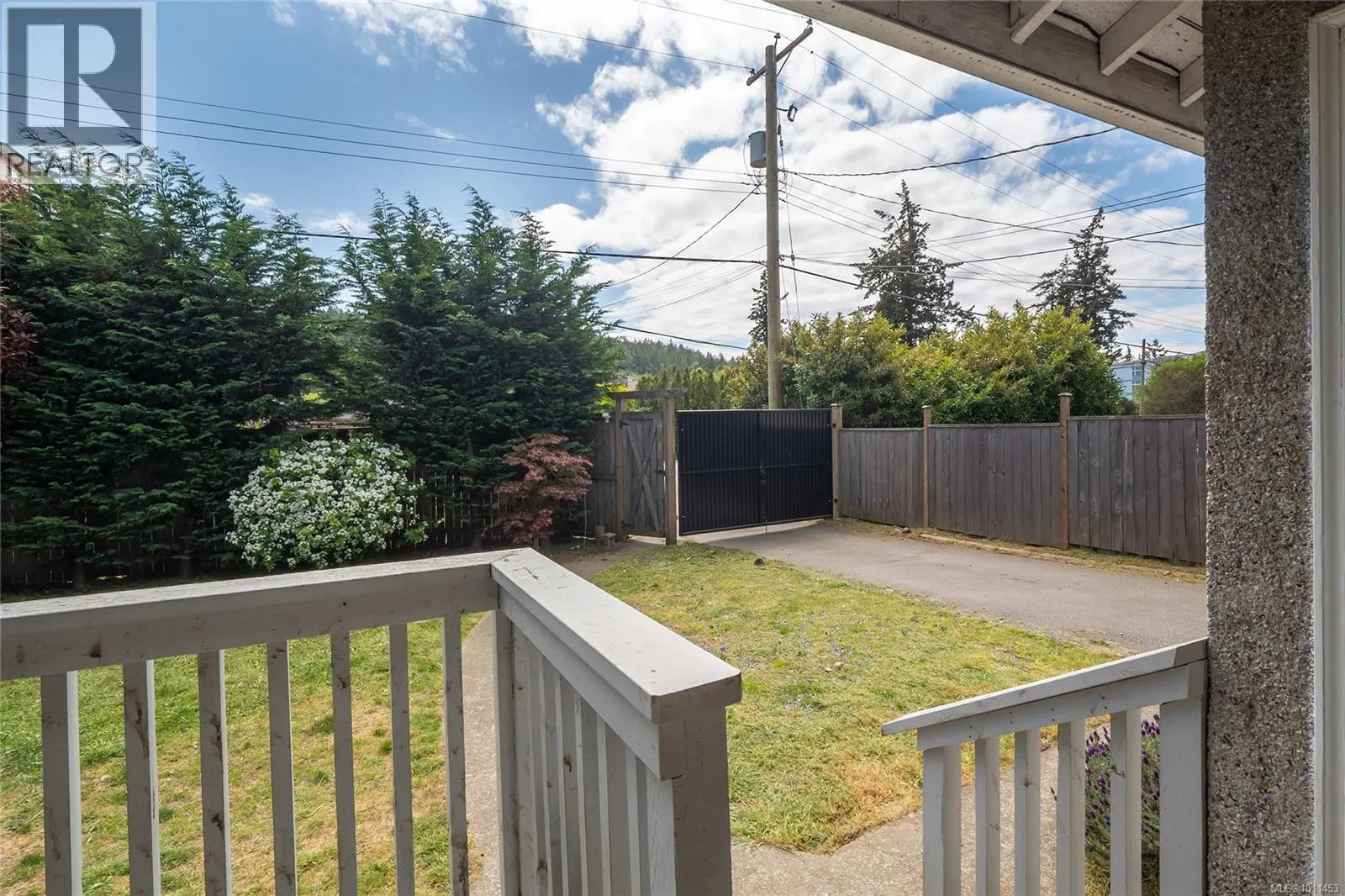 2628 Sooke Rd
