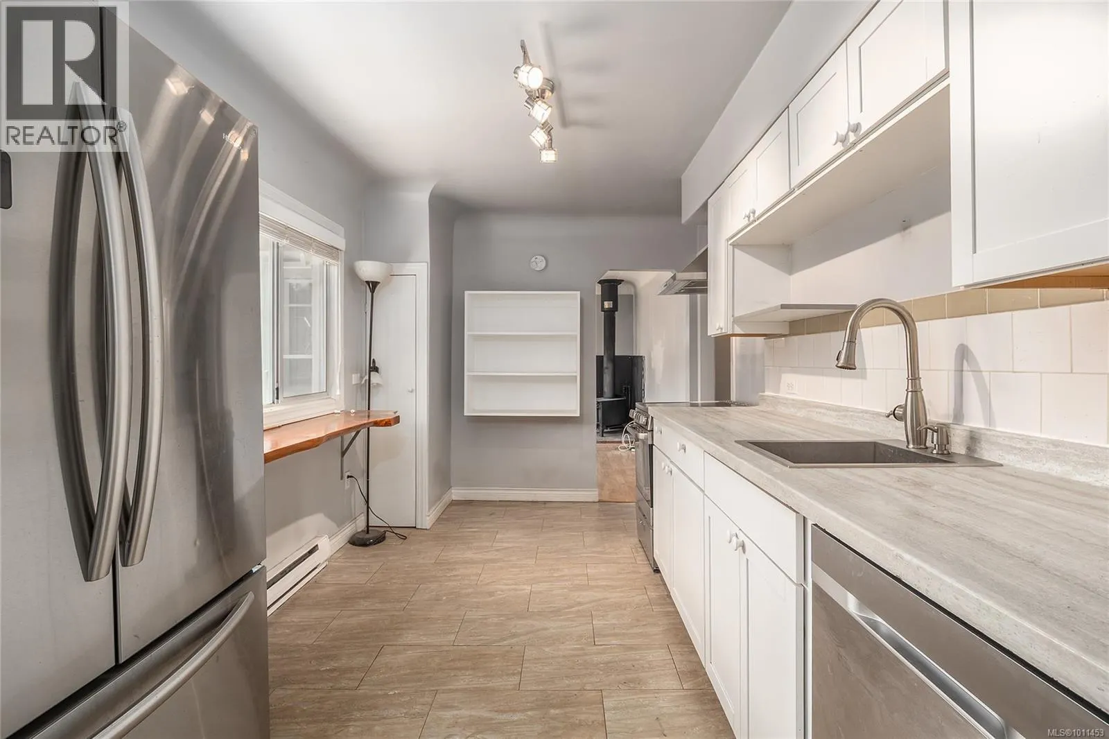 2628 Sooke Rd