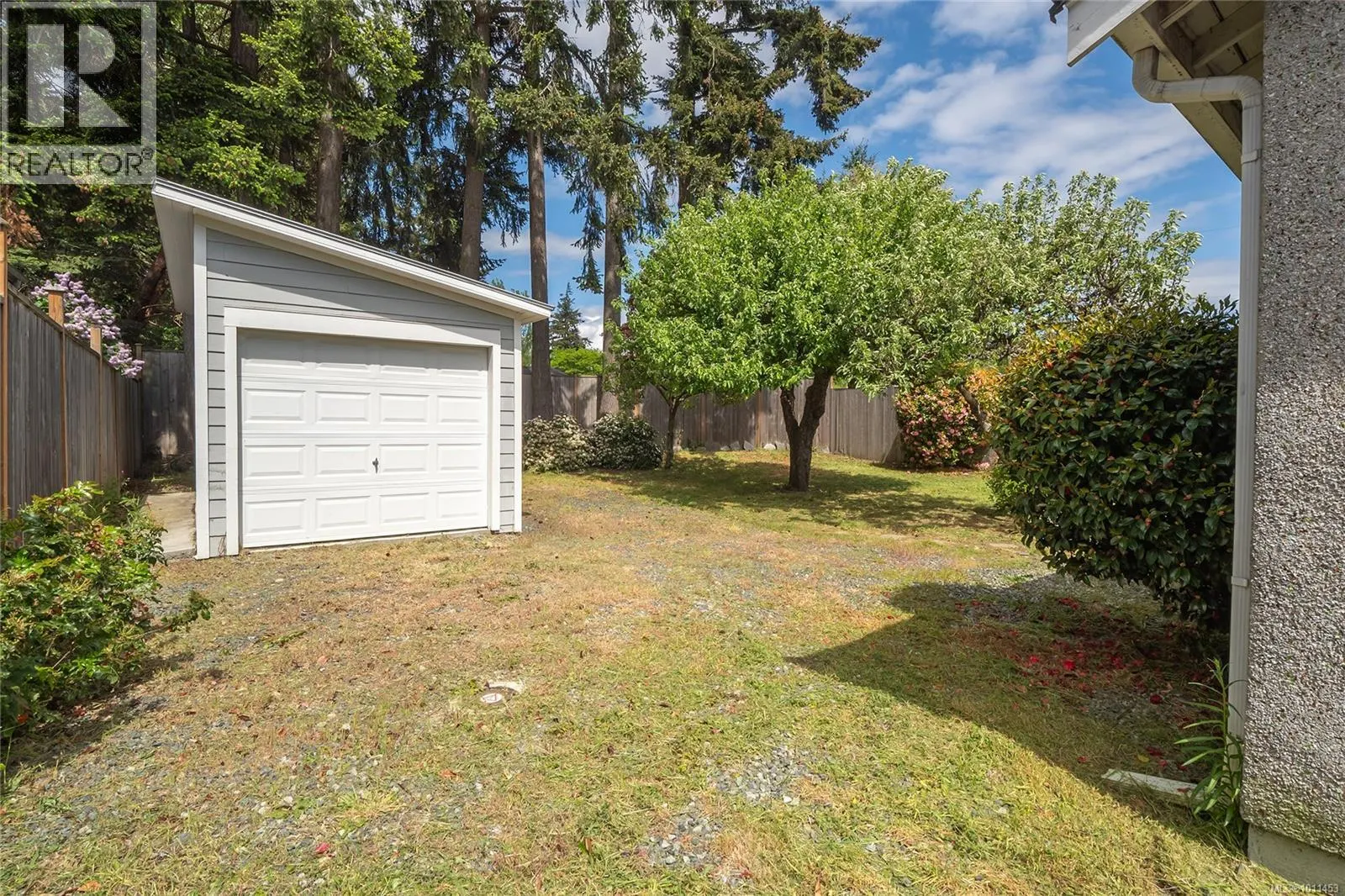 2628 Sooke Rd