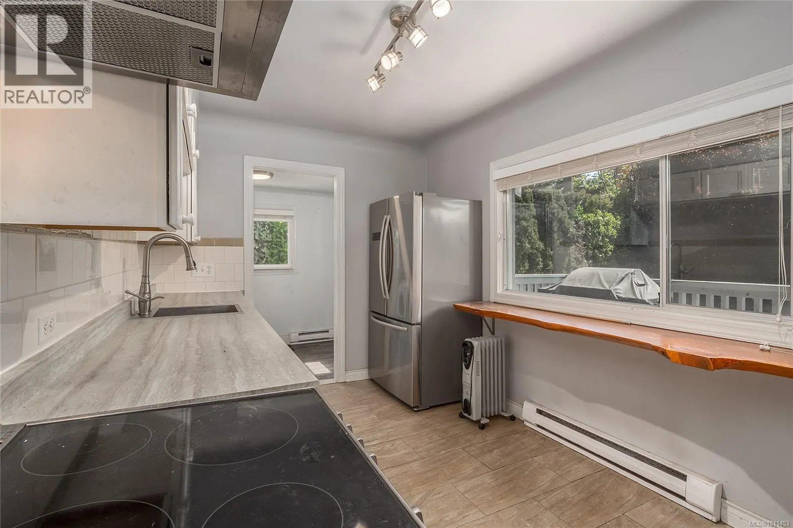 2628 Sooke Rd
