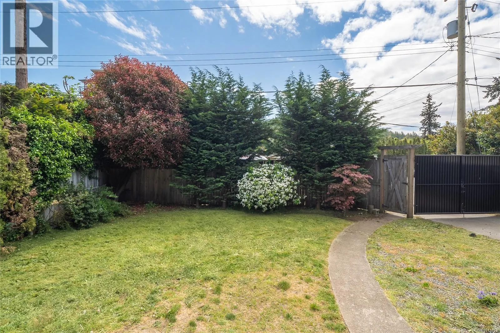 2628 Sooke Rd