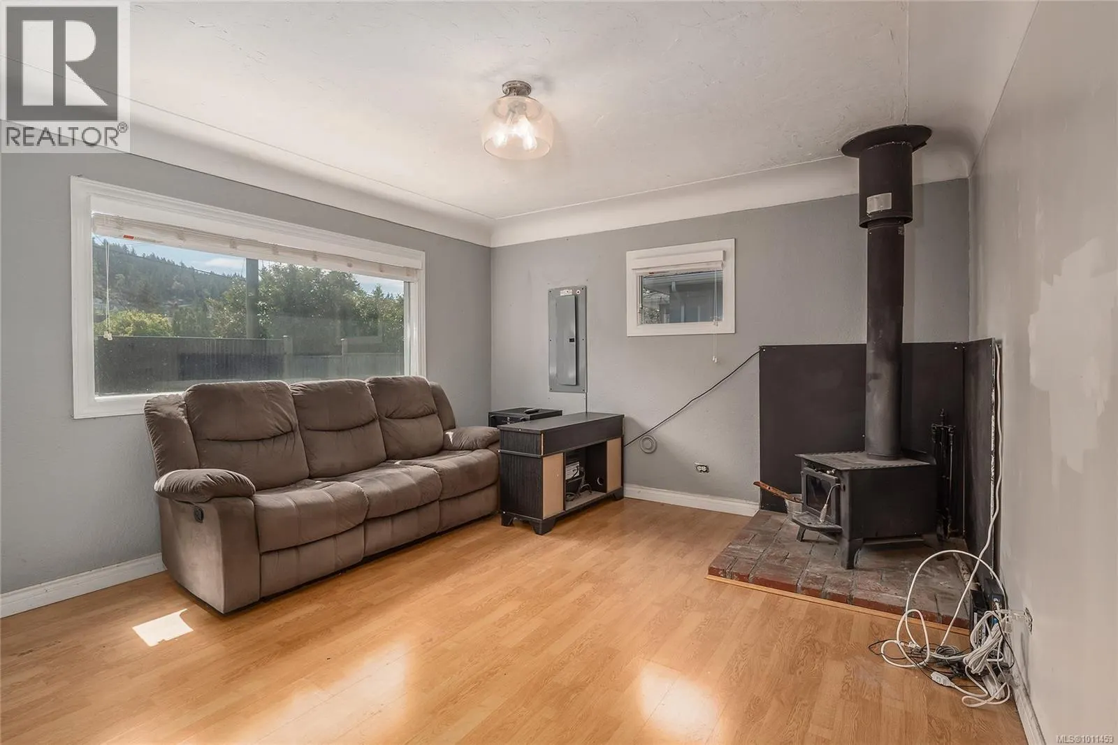 2628 Sooke Rd