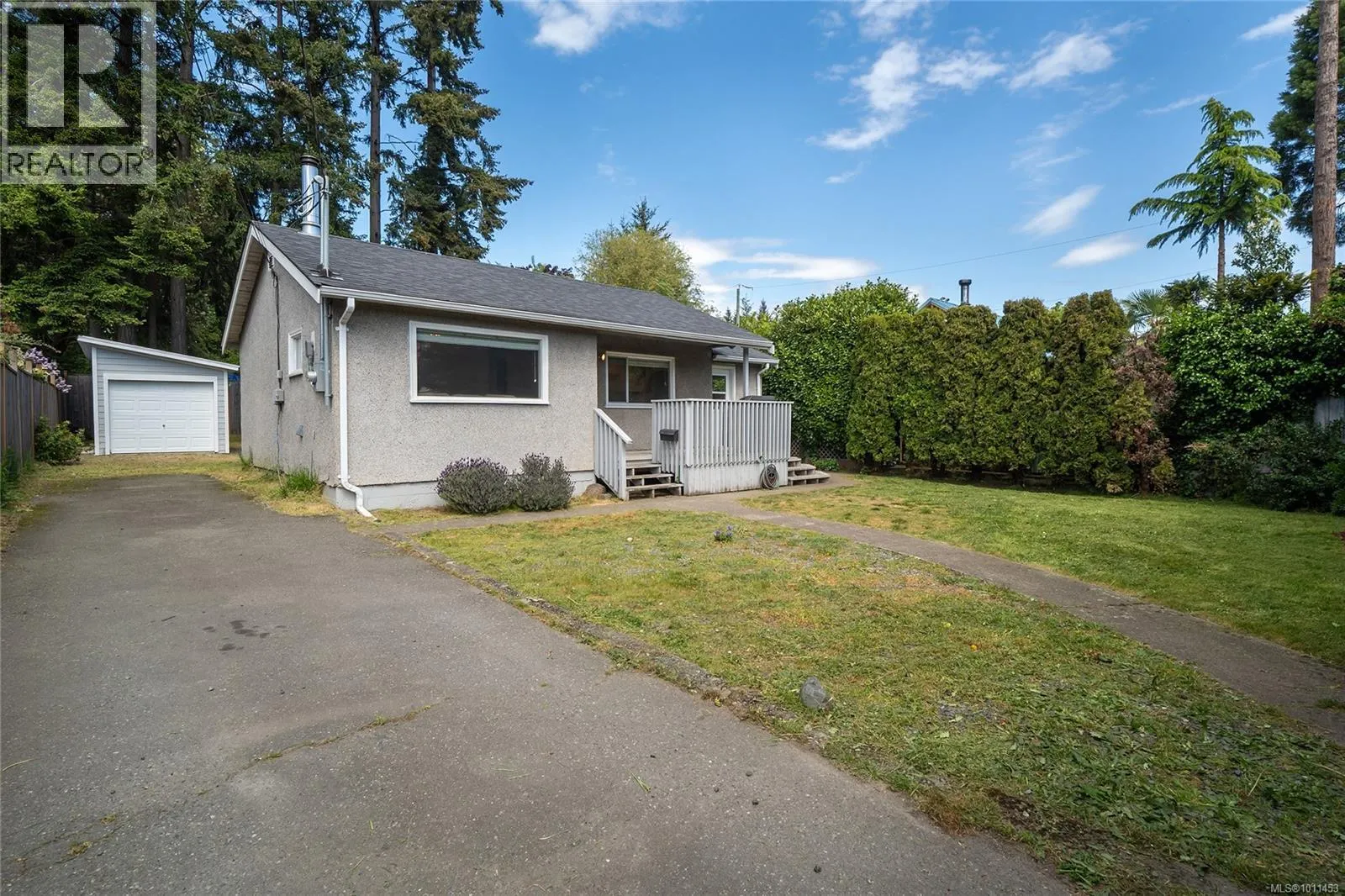 2628 Sooke Rd