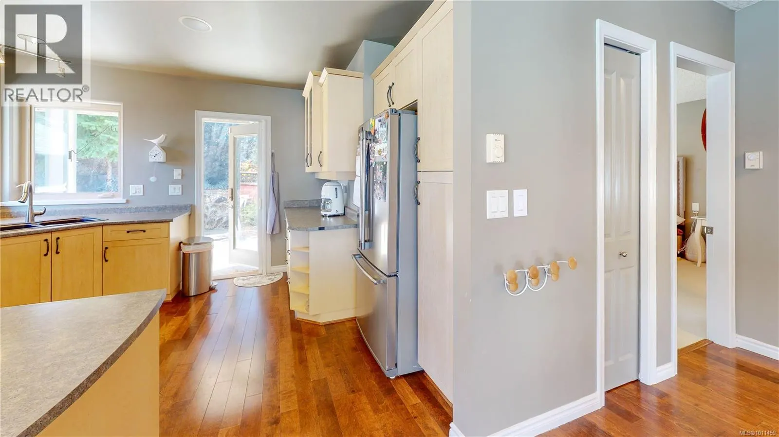 593 Kingsview Ridge