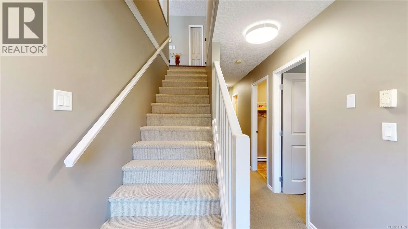 593 Kingsview Ridge