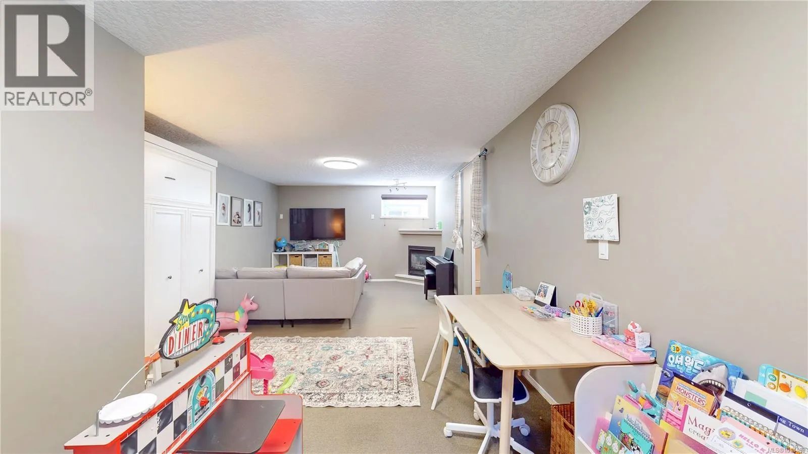 593 Kingsview Ridge