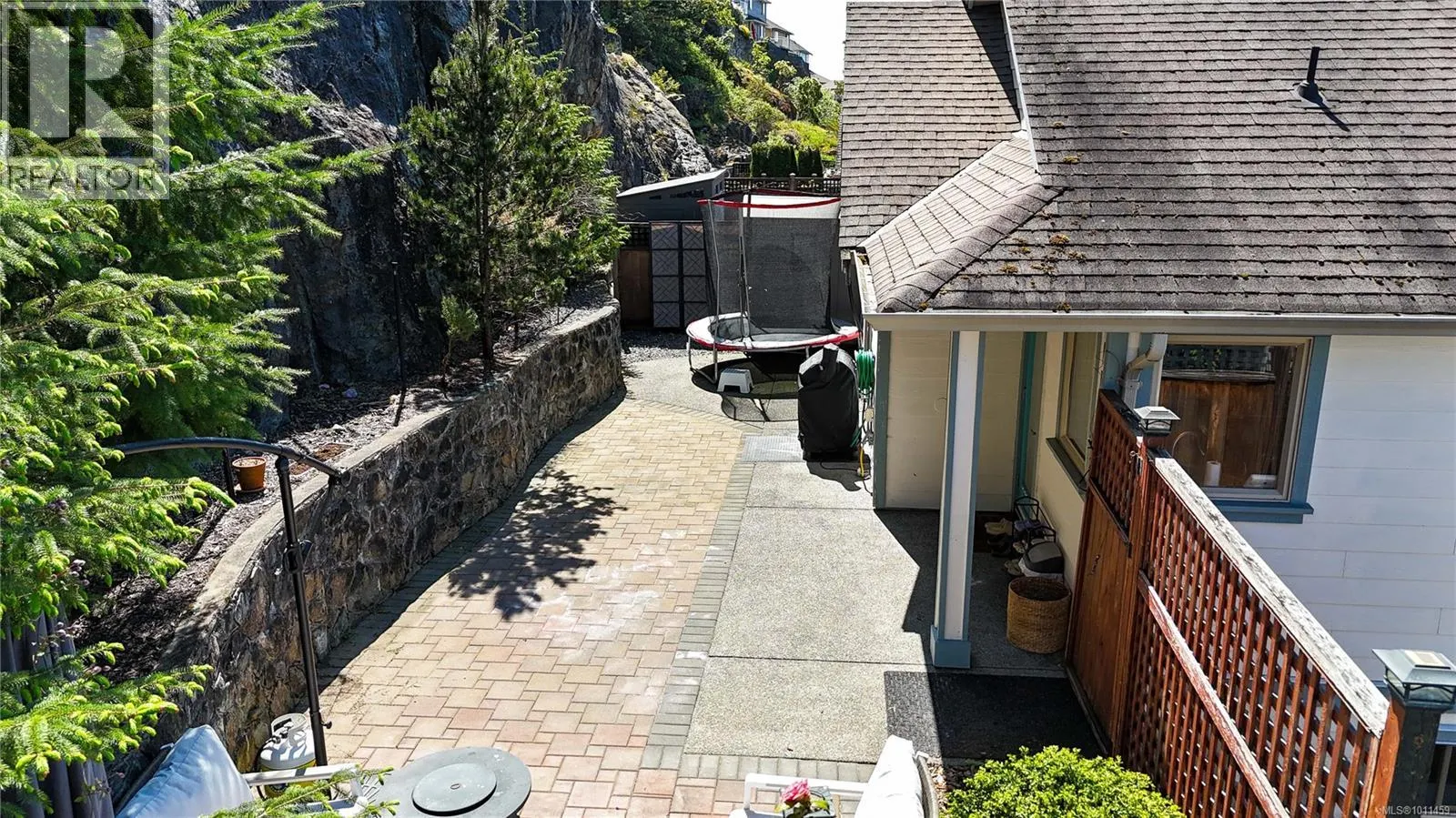 593 Kingsview Ridge