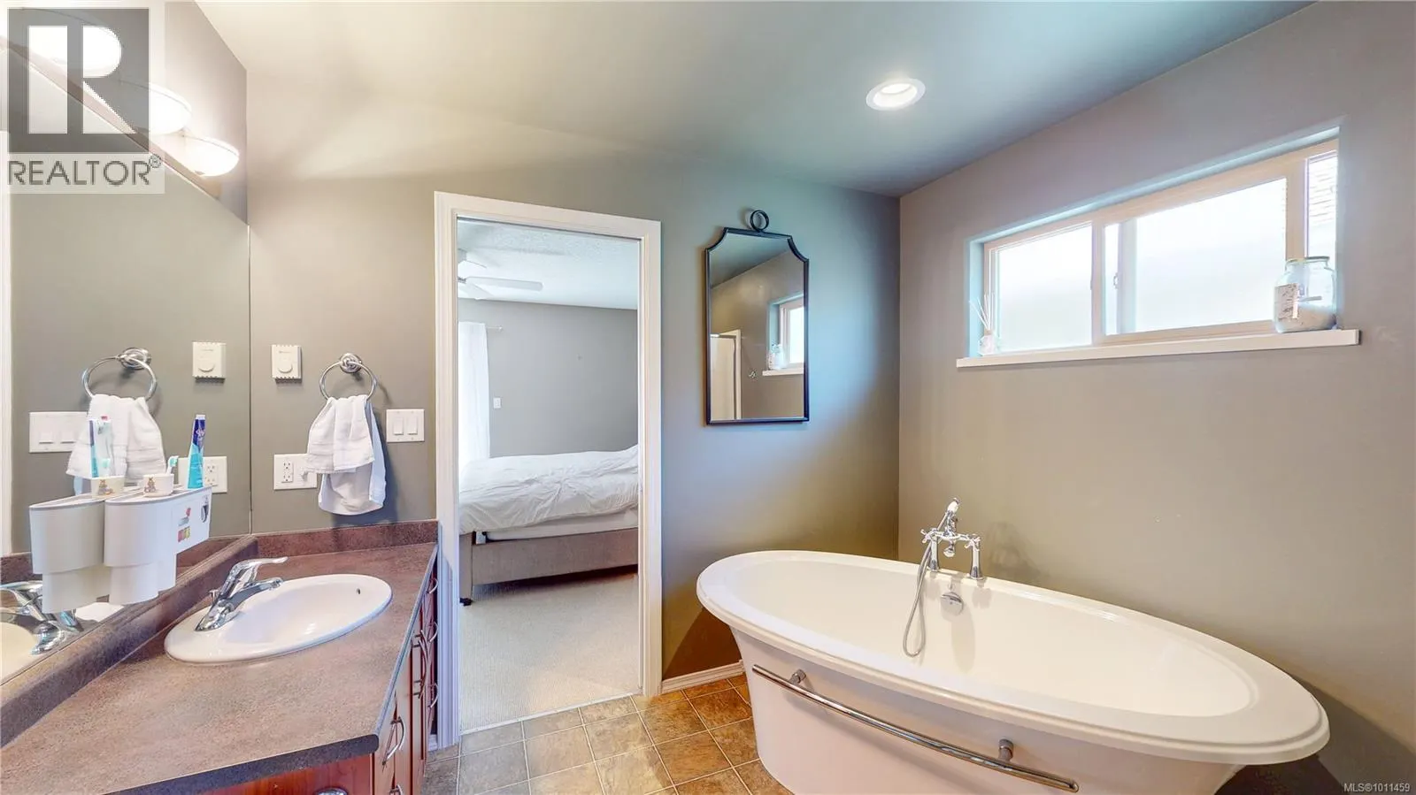 593 Kingsview Ridge