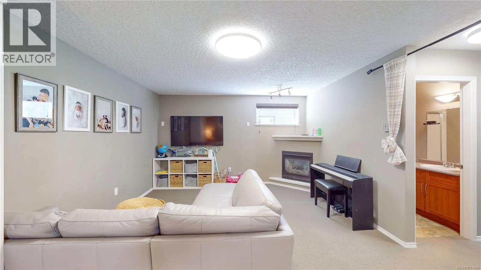 593 Kingsview Ridge