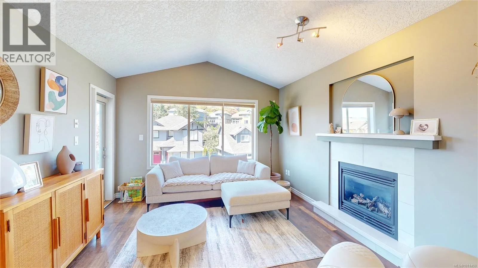 593 Kingsview Ridge