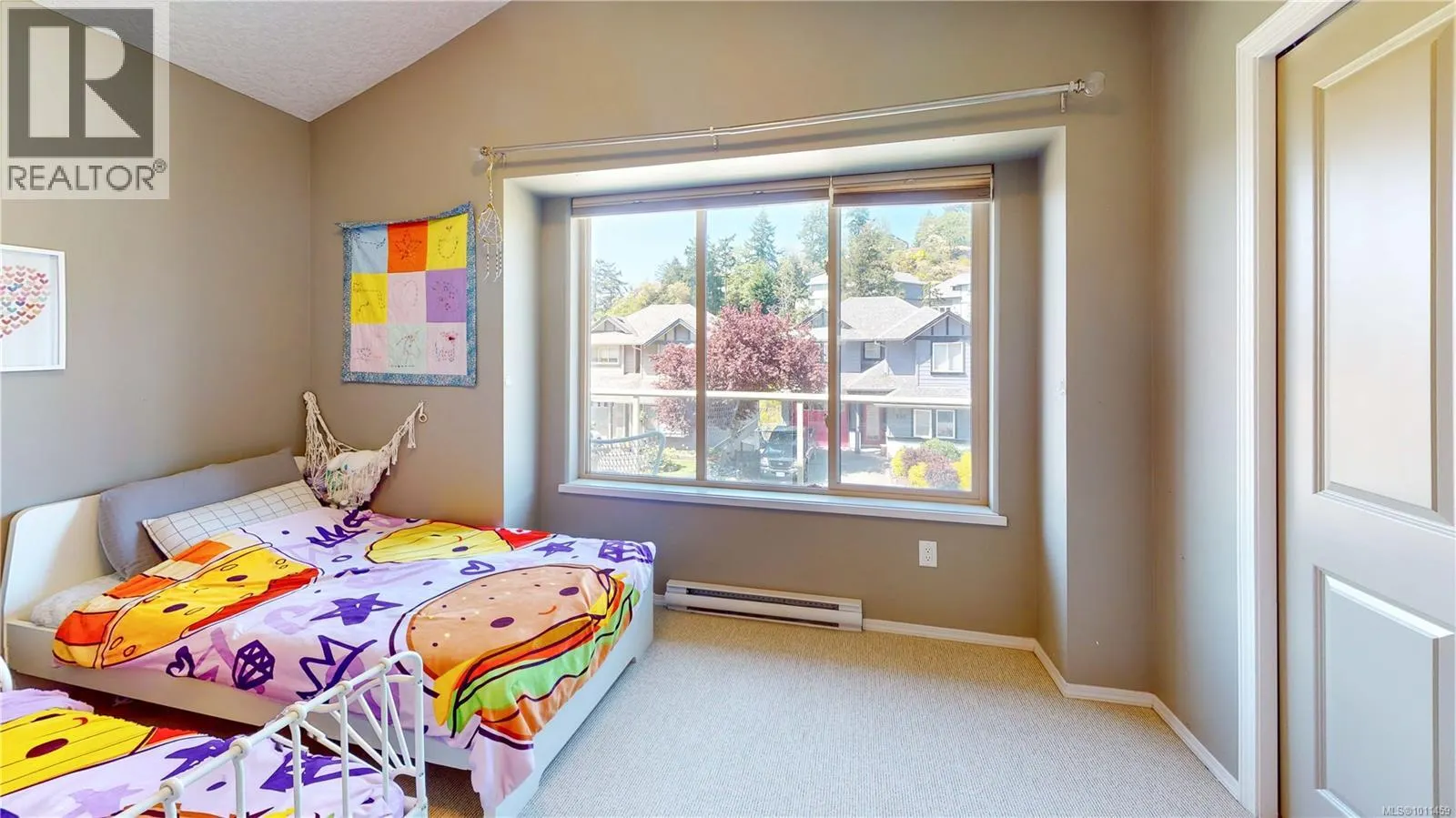 593 Kingsview Ridge