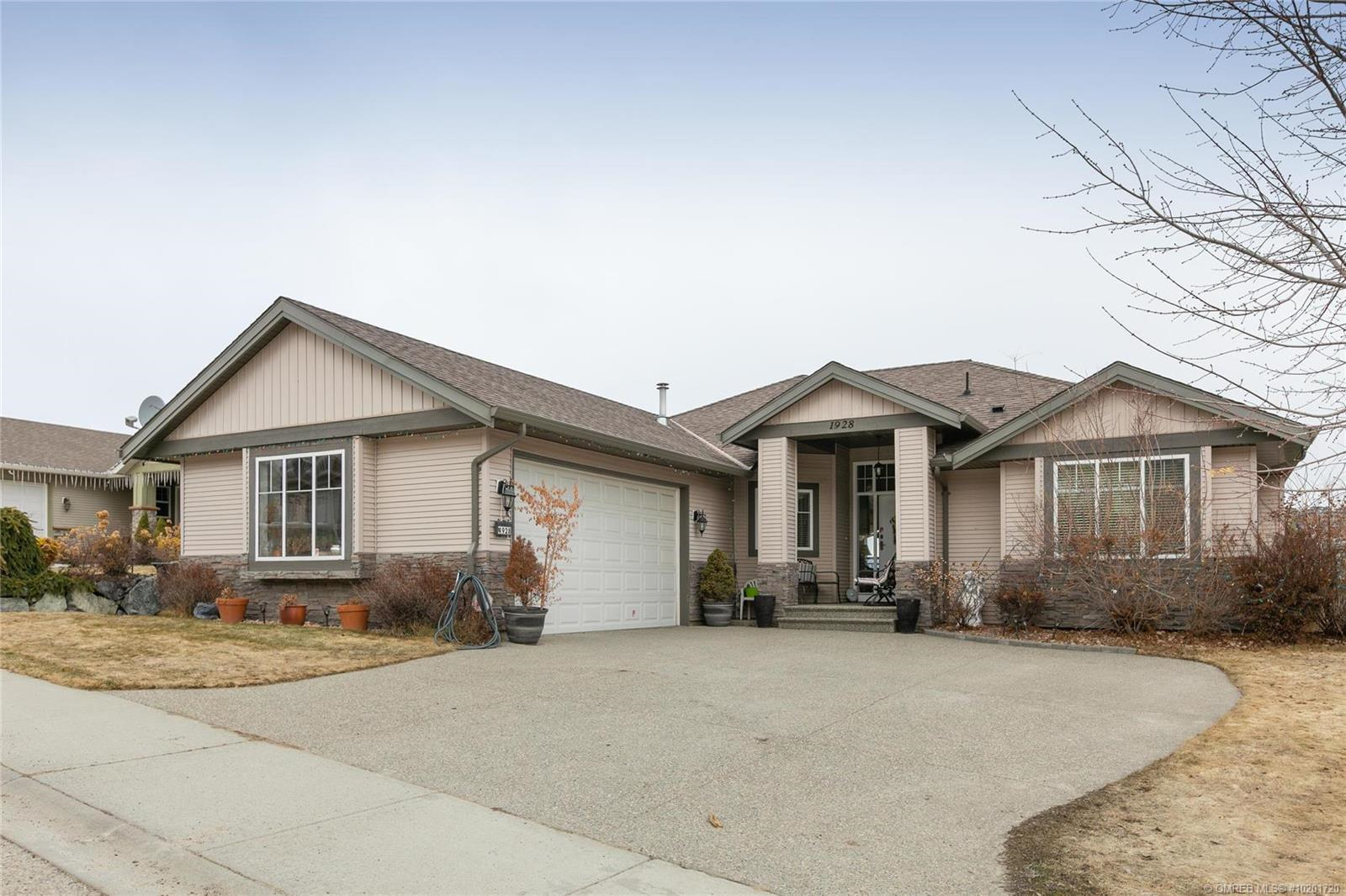 1928 Kloppenburg Court, , Black Mountain, Kelowna MLS10201720