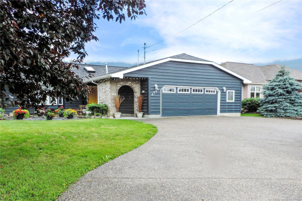 2200 Okanagan Street,, Armstrong