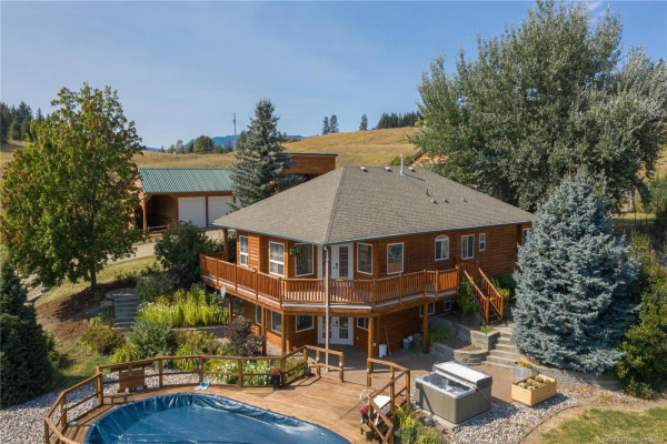 4426 Grizzly Hill Road,, Armstrong