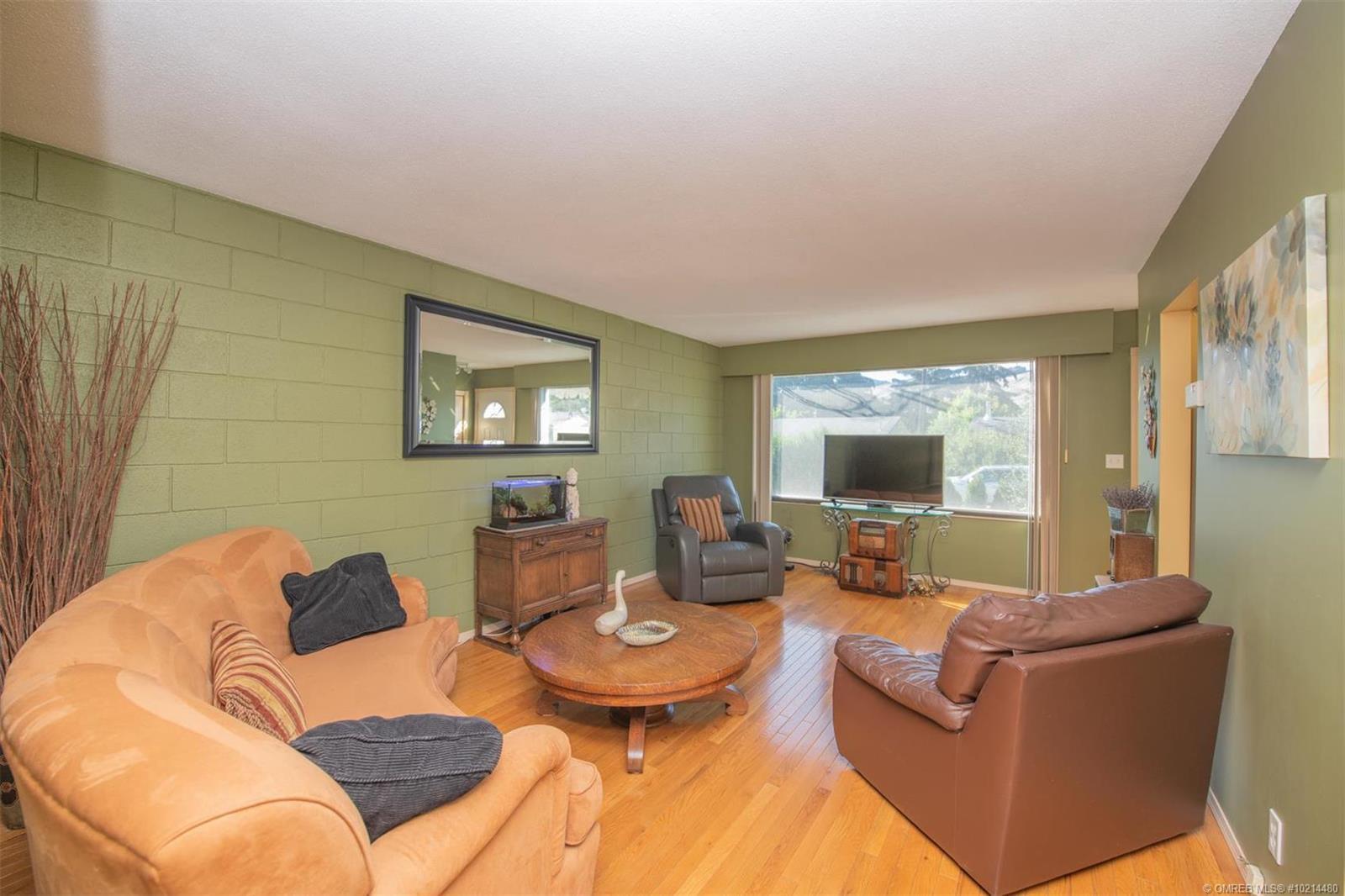 Listing 10214480 - Large Photo # 9