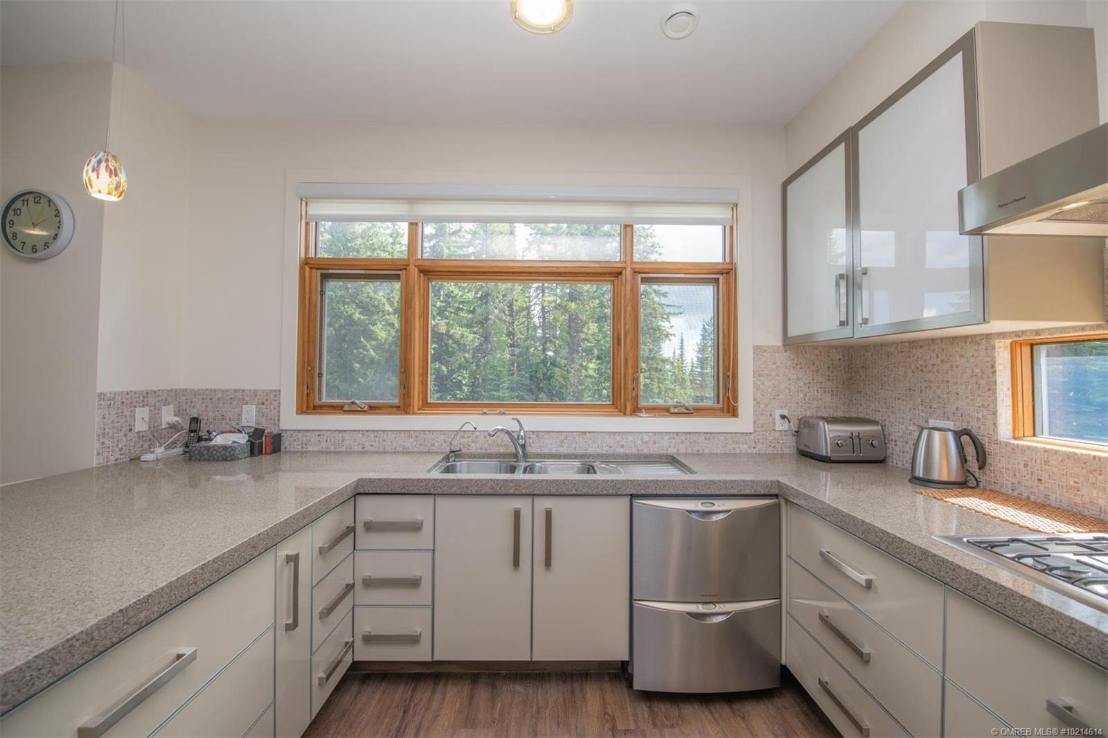 Listing 10214614 - Large Photo # 7