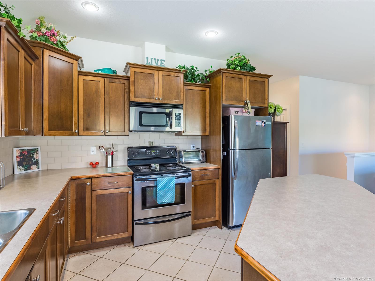 Listing 10214753 - Large Photo # 10