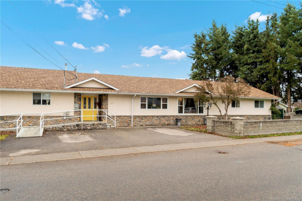 2200 Fletcher Avenue,, Armstrong
