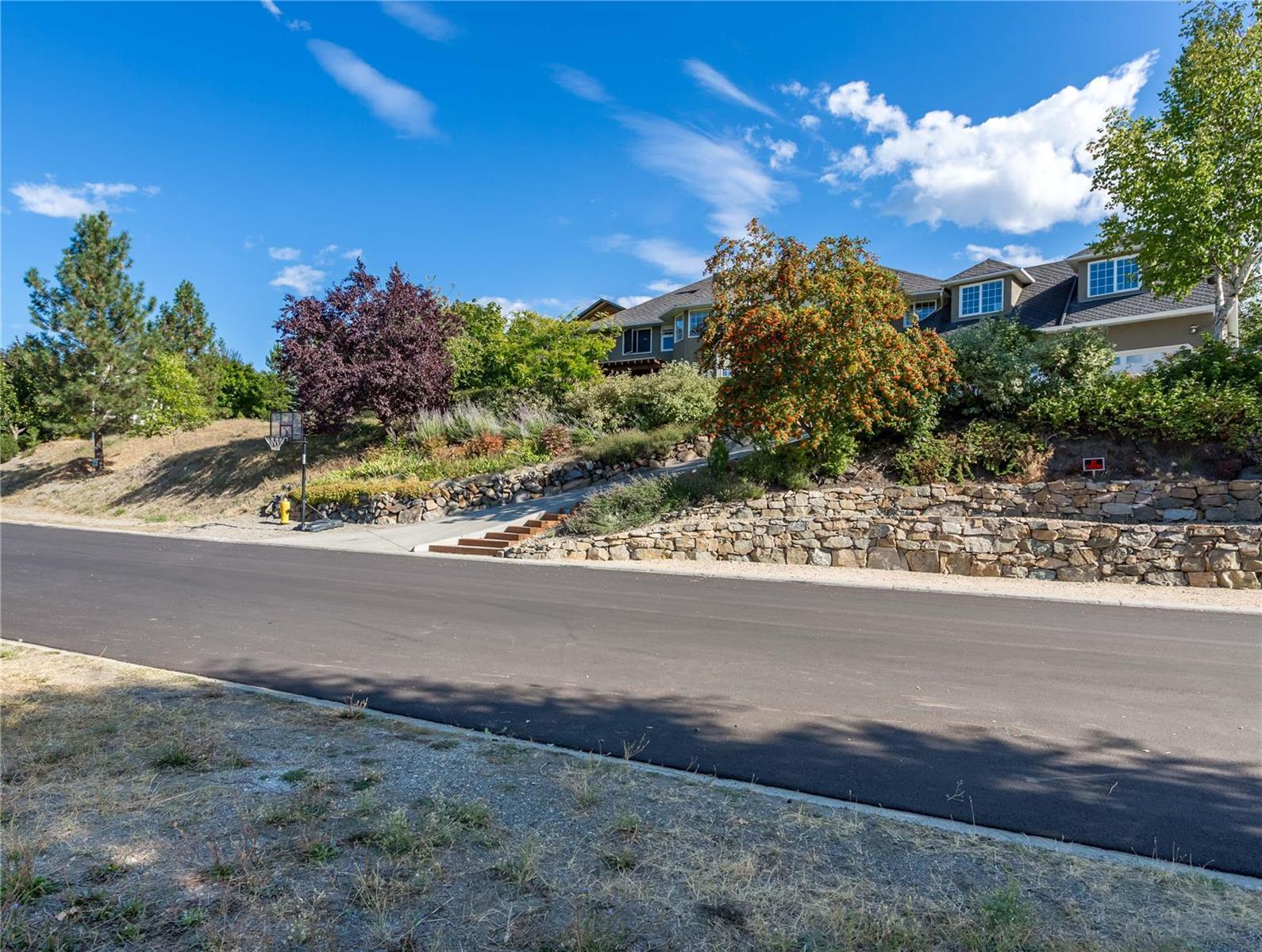 Listing 10216769 - Large Photo # 13