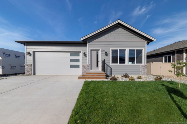 2203 Oglow Drive,, Armstrong
