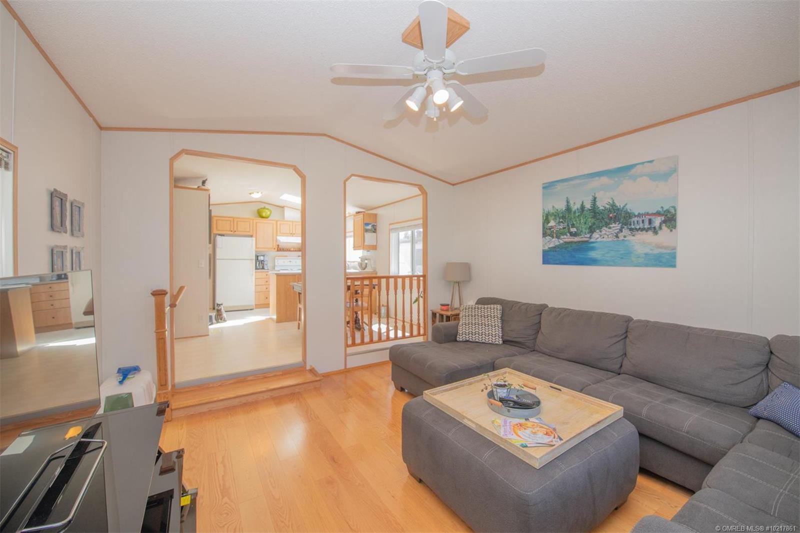 Listing 10217861 - Large Photo # 12