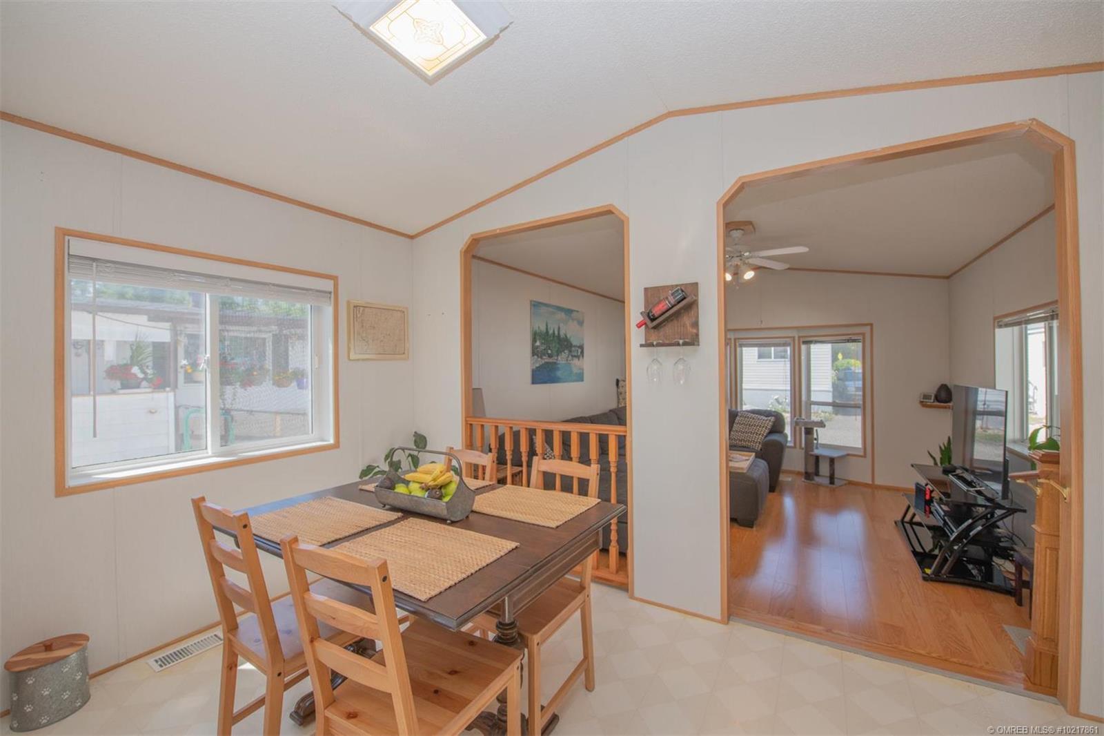 Listing 10217861 - Large Photo # 13