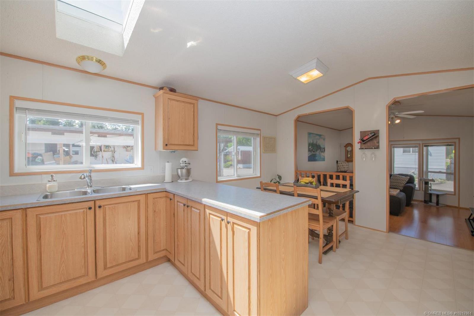 Listing 10217861 - Large Photo # 18
