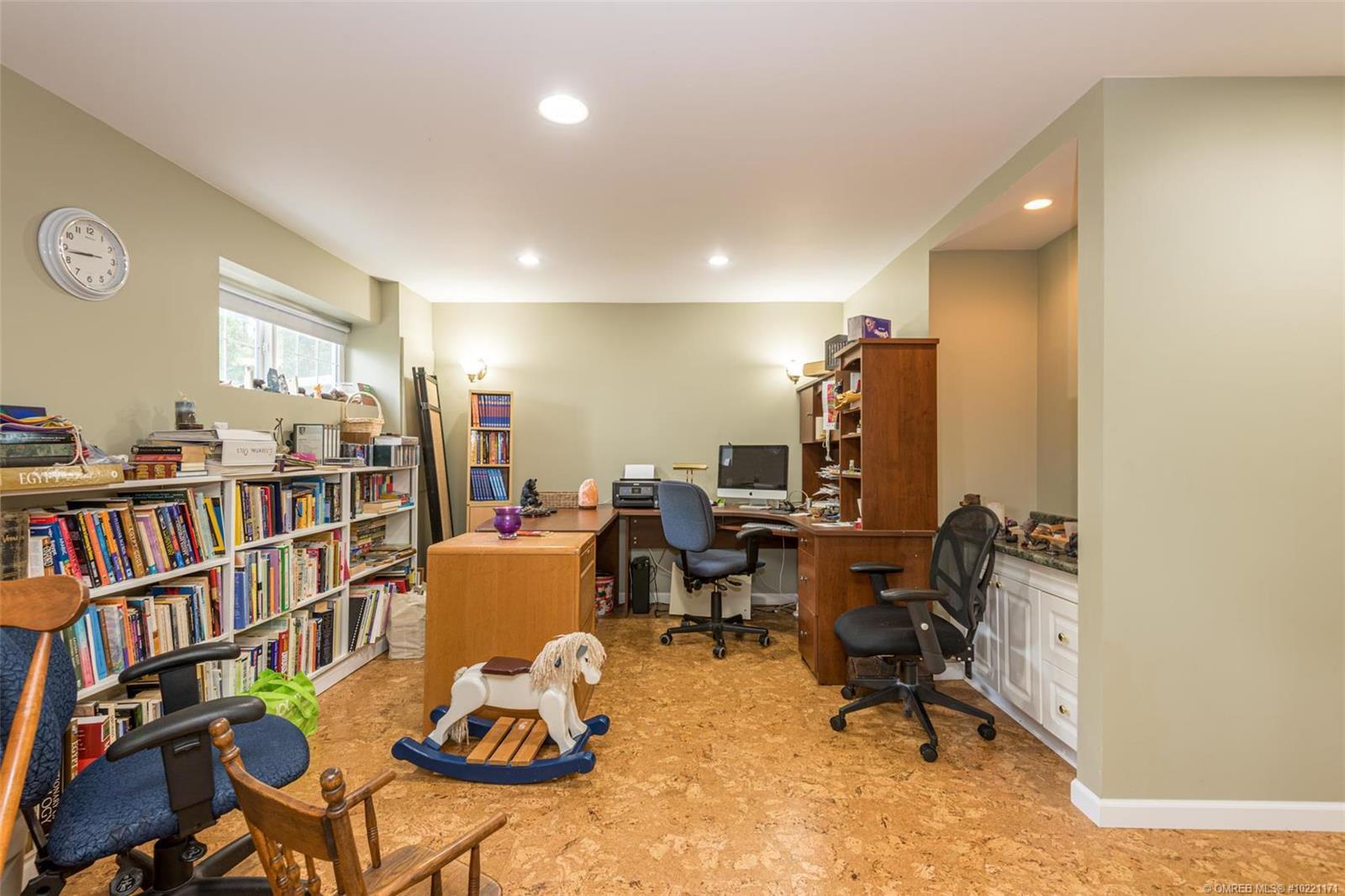 Listing 10221171 - Large Photo # 24