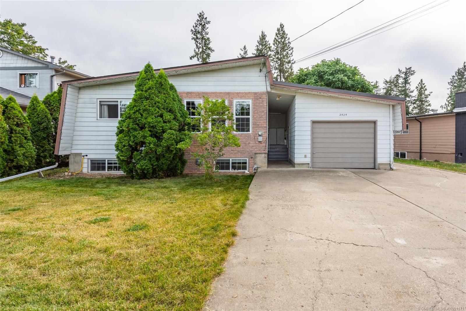 Listing 10221171 - Large Photo # 1