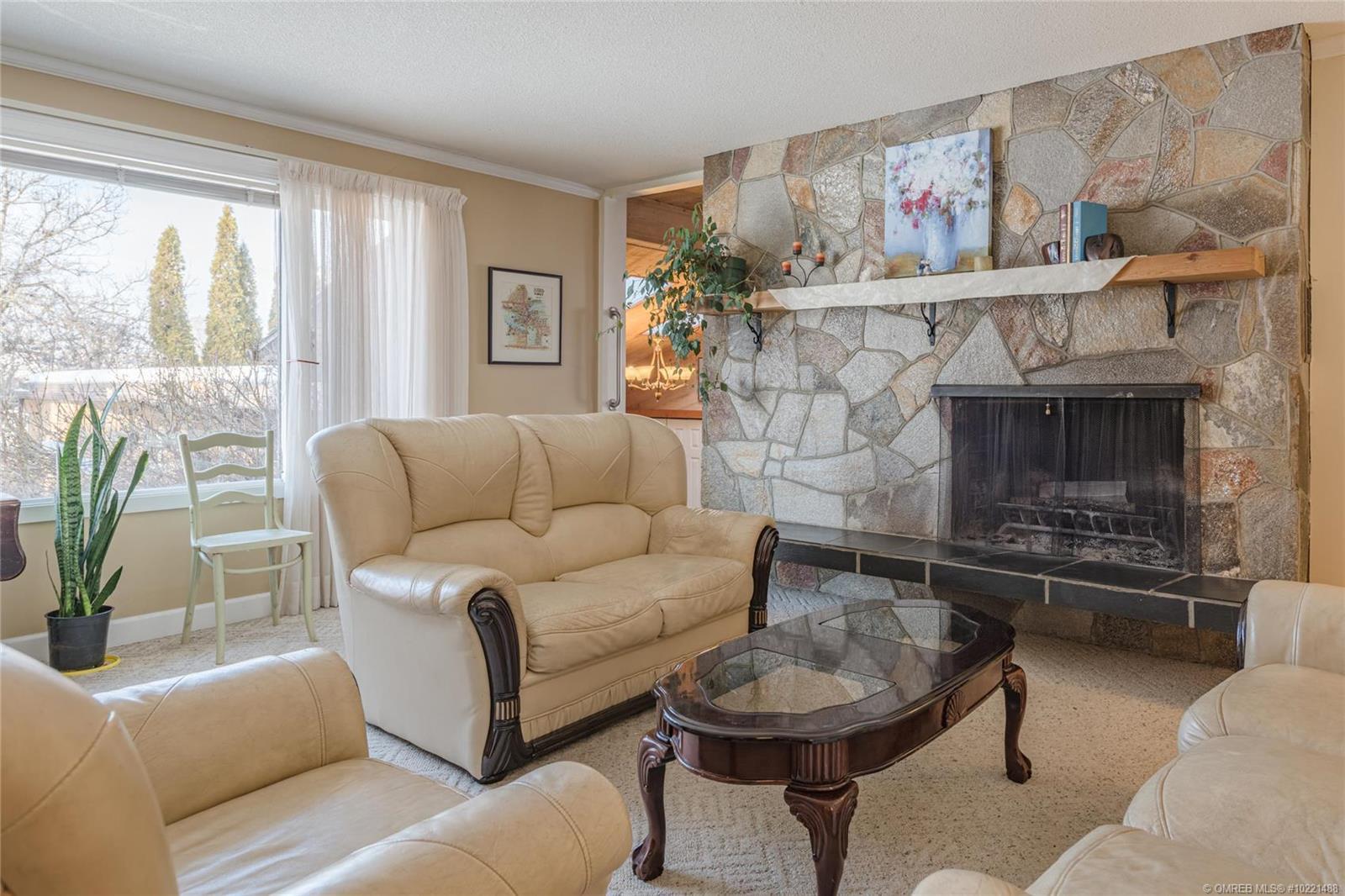 Listing 10221488 - Large Photo # 8