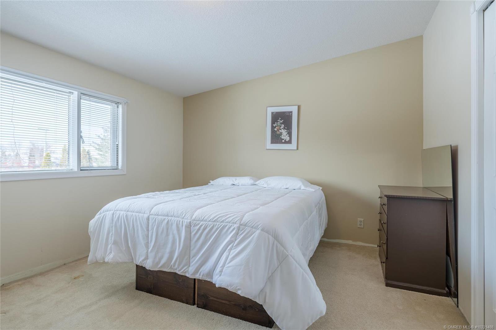 Listing 10221488 - Large Photo # 26
