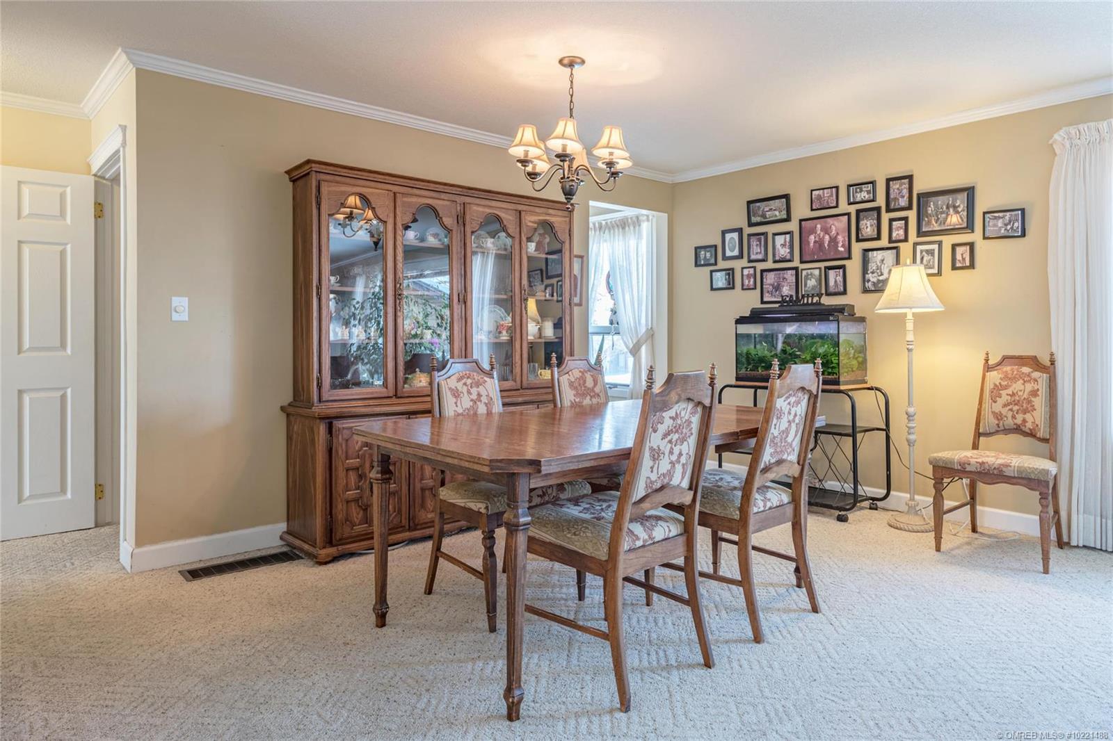 Listing 10221488 - Large Photo # 10