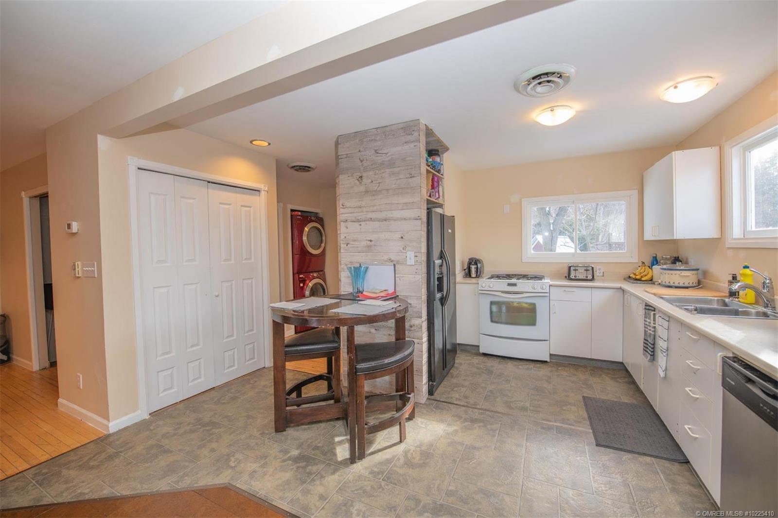 Listing 10225410 - Large Photo # 16