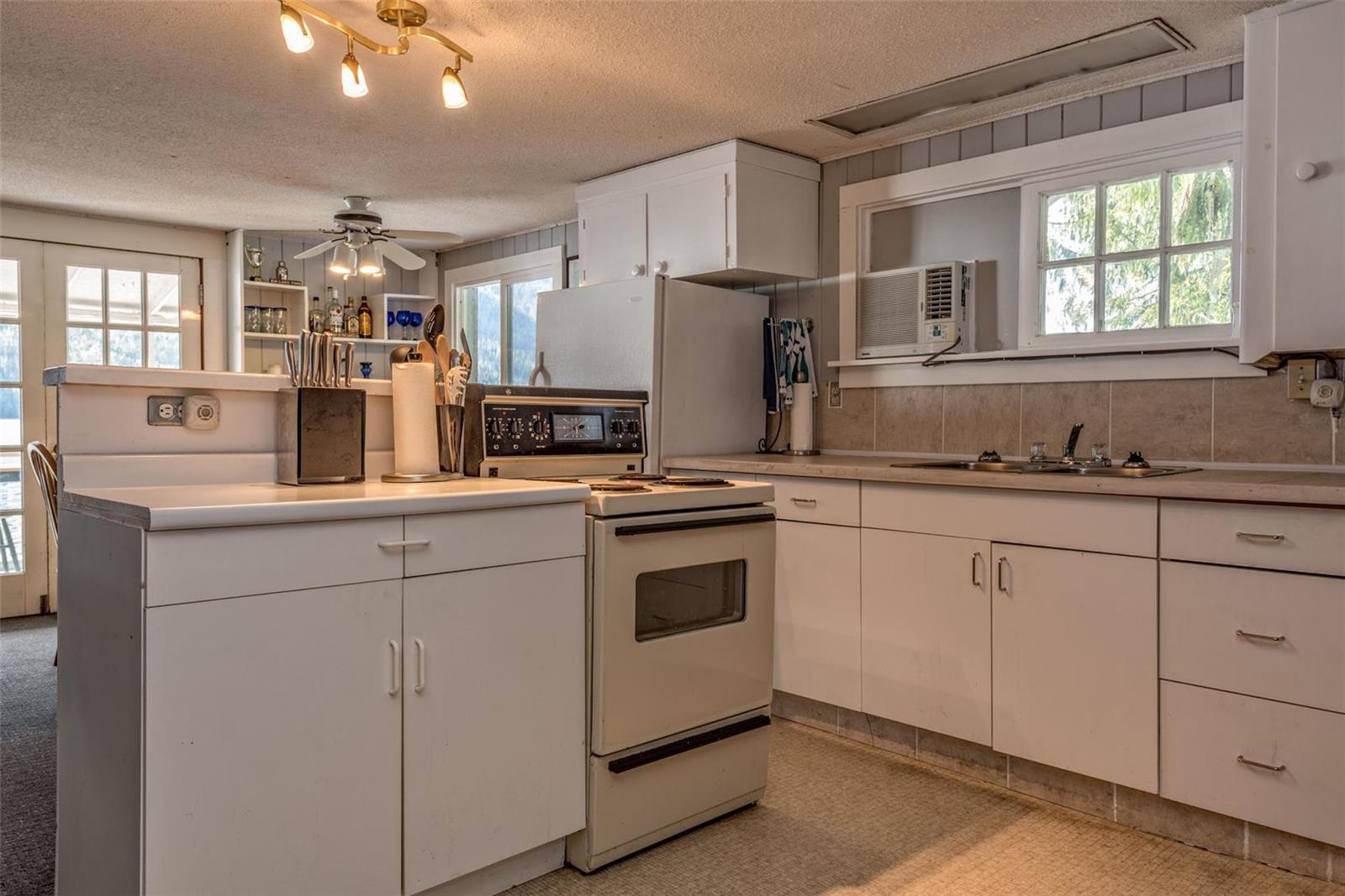 Listing 10228868 - Large Photo # 6