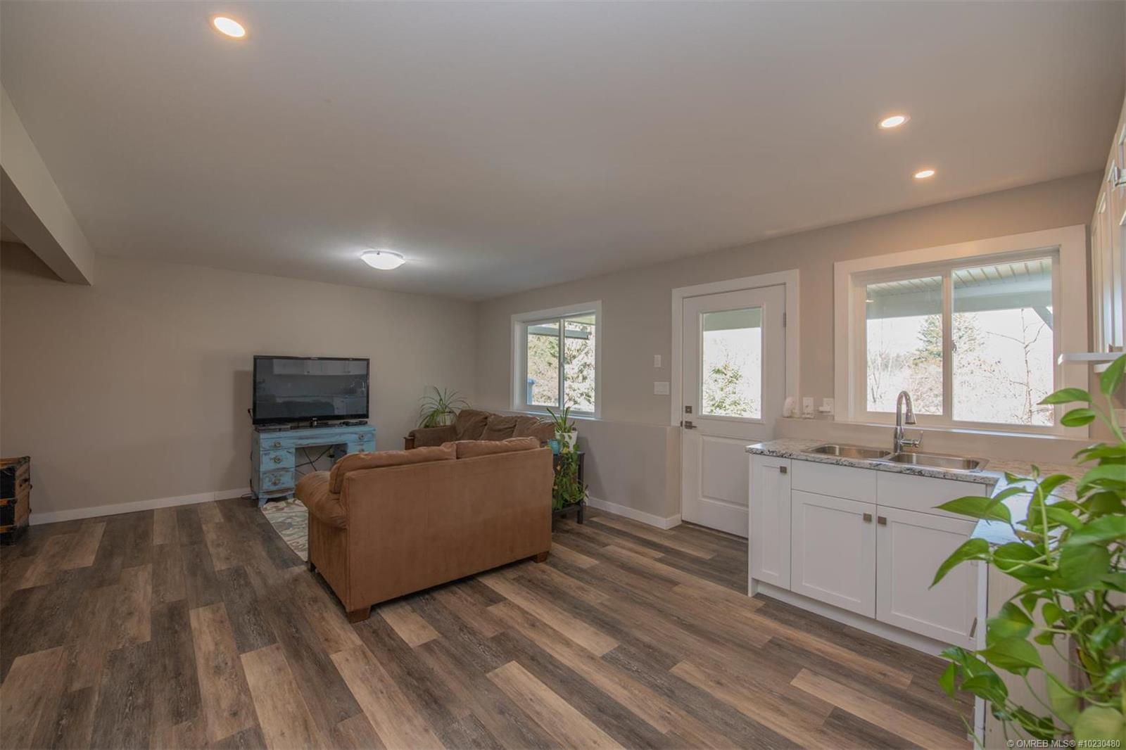Listing 10230480 - Large Photo # 36