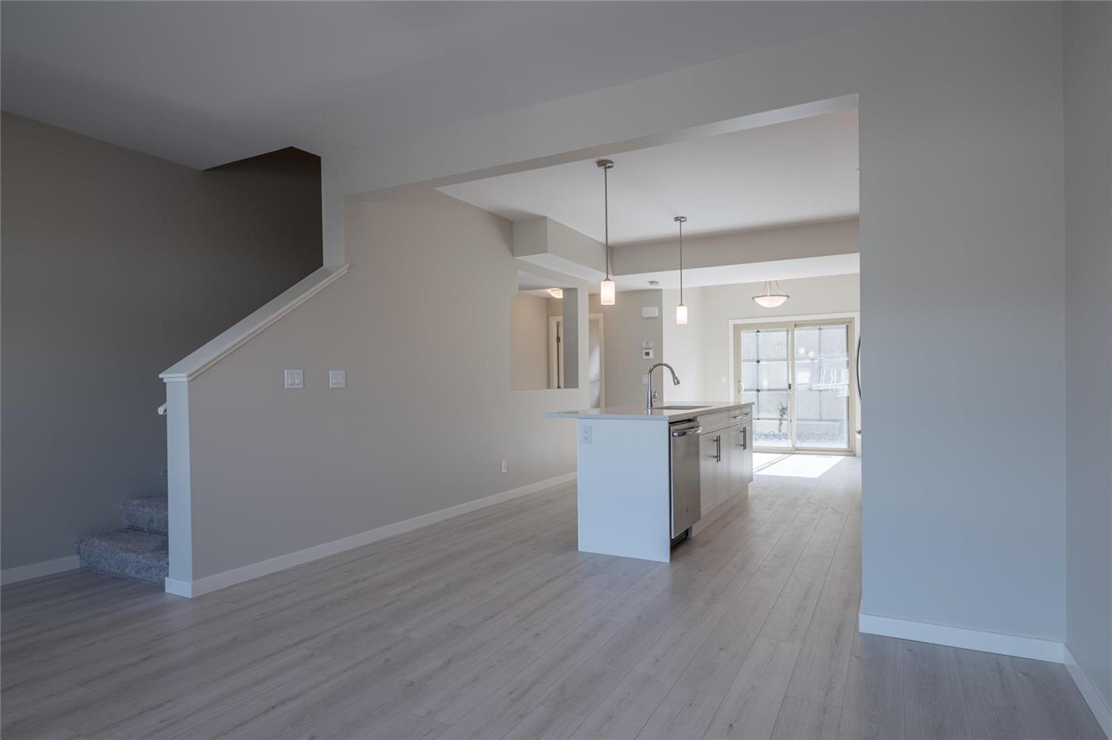 Listing 10239508 - Large Photo # 4